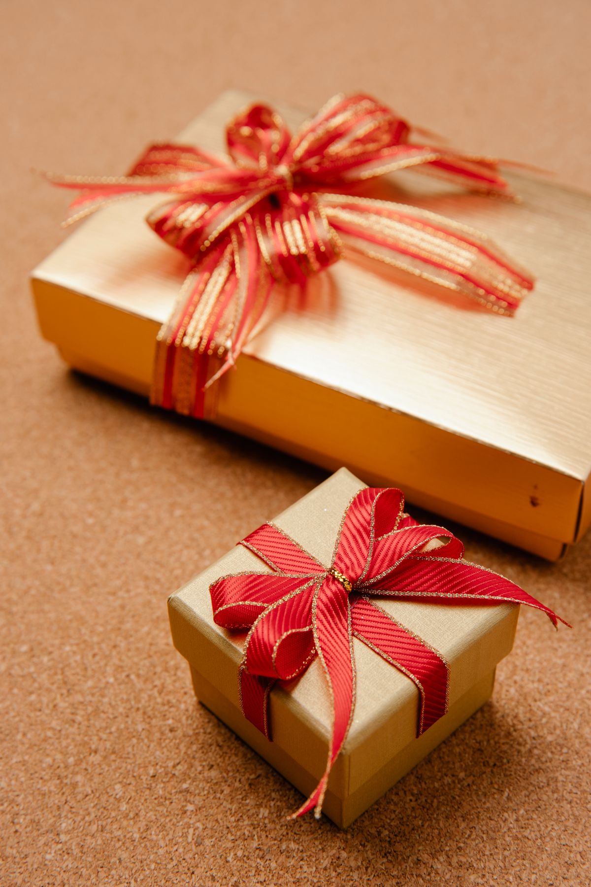 Wrapped parcels and silk ribbons